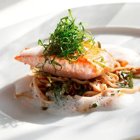 Weingut Matthias Dostert / Culinarium Hotel Nittel
