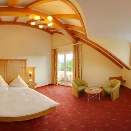 Weingut Matthias Dostert / Culinarium Hotel