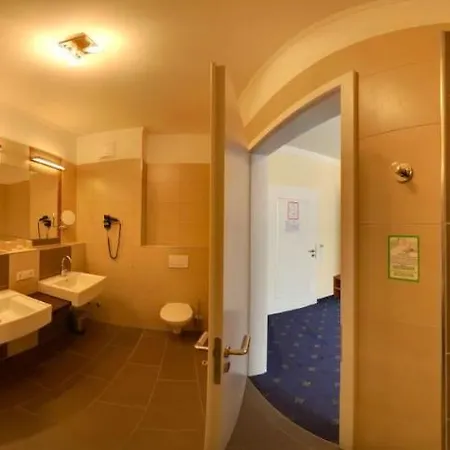 Weingut Matthias Dostert / Culinarium * Nittel